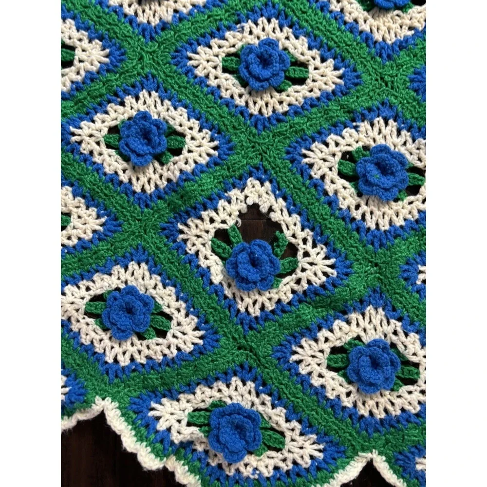 Handmade Knit Blanket Blue Green Diamond Rose Afghan Throw 60 x 50 READ